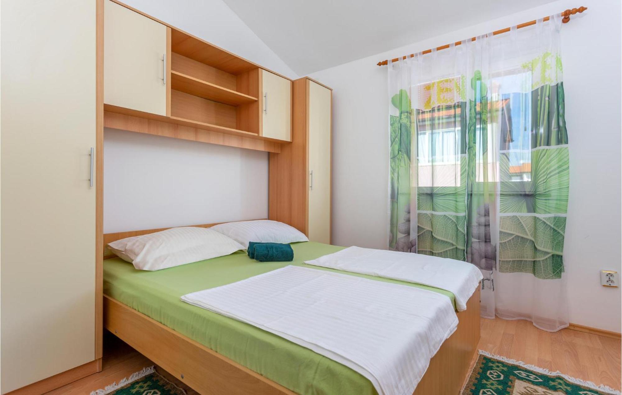 Beautiful Apartment In Krk With Kitchen Krk Town Kültér fotó