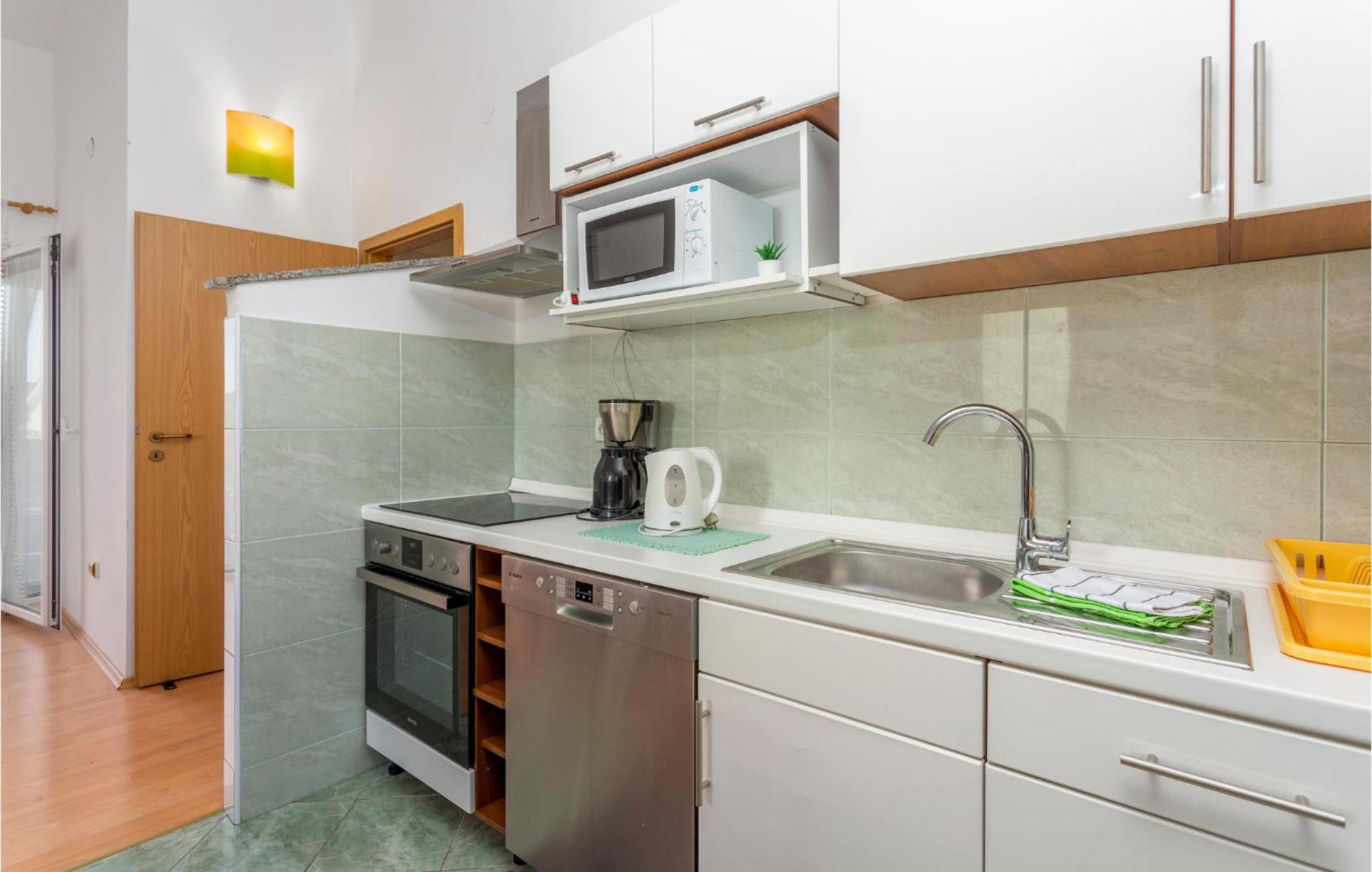 Beautiful Apartment In Krk With Kitchen Krk Town Kültér fotó