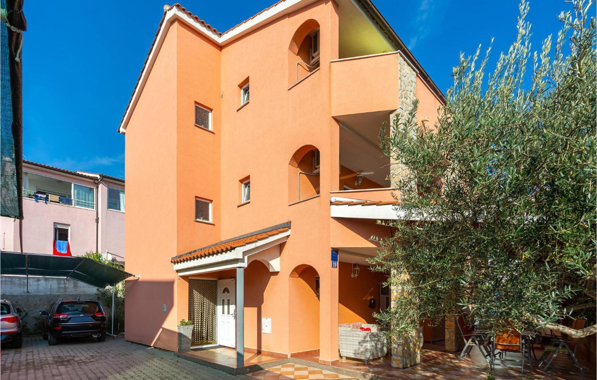 Beautiful Apartment In Krk With Kitchen Krk Town Kültér fotó